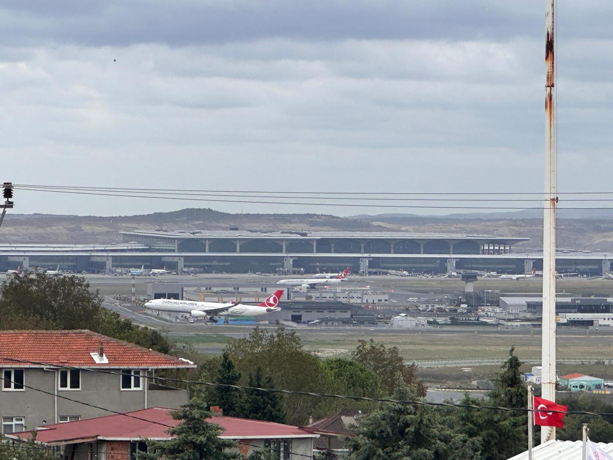 Altay Airport Suit Tayakadin Esterno foto
